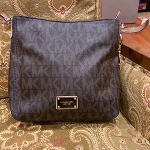 Great Michael Kors crossbody bag